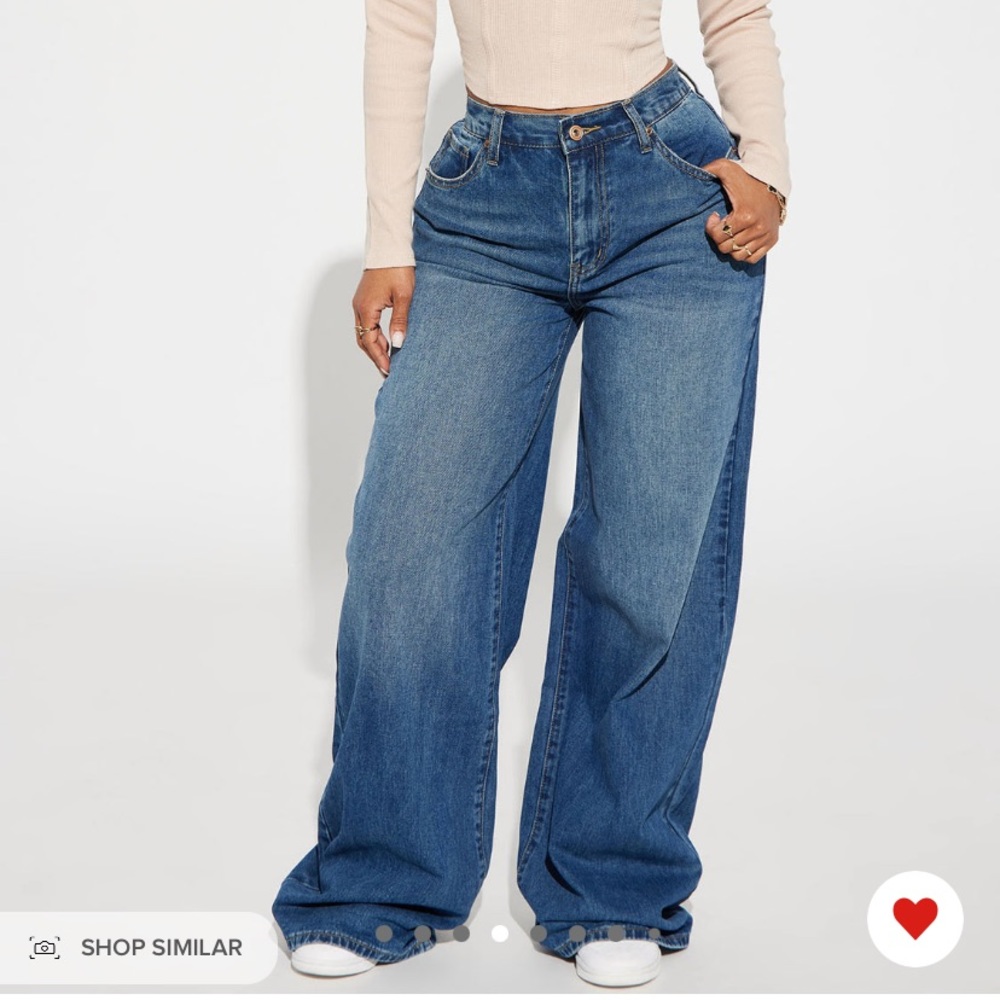 NWT Medium Wash Fashion Nova Baggy Jeans